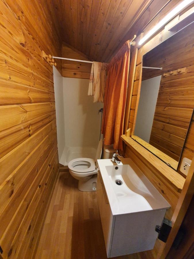 Bungalows Conca De Ter บิลายองกา เด แตร์ ภายนอก รูปภาพ